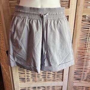 Lululemon Women's Gray Casual Shorts size 2